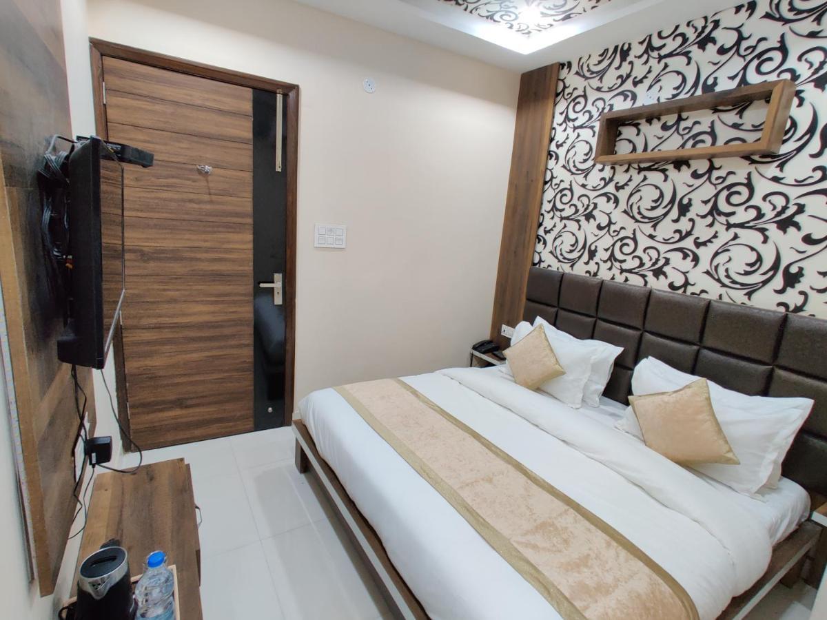Guntas Residency Amritsar Exterior foto