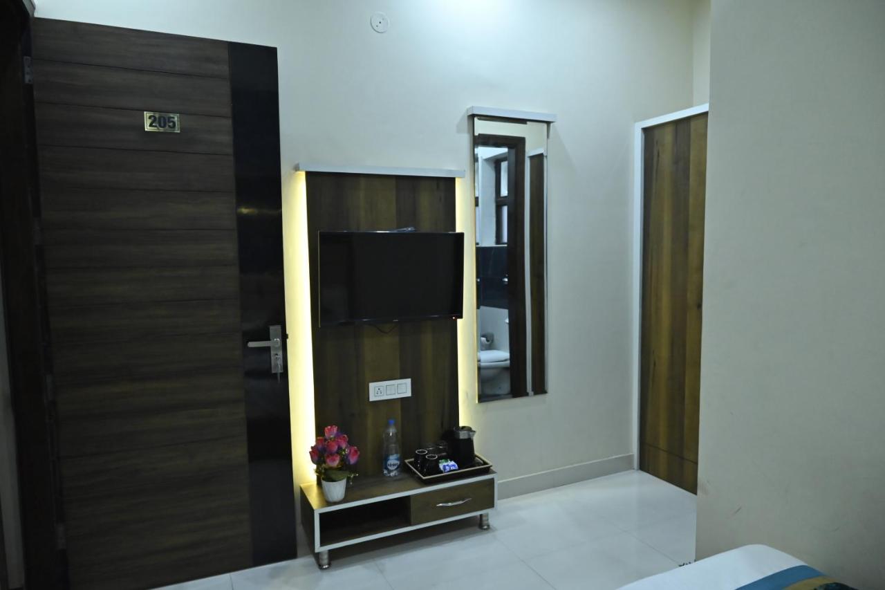Guntas Residency Amritsar Exterior foto